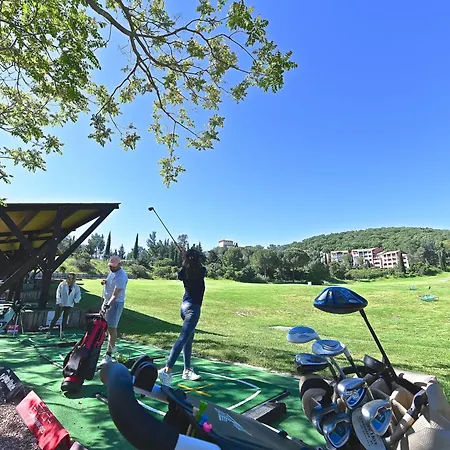 L'esquinade - H5 201 By Interhome Apartman